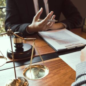 دور القاضي في تفسير العقود الغامضة